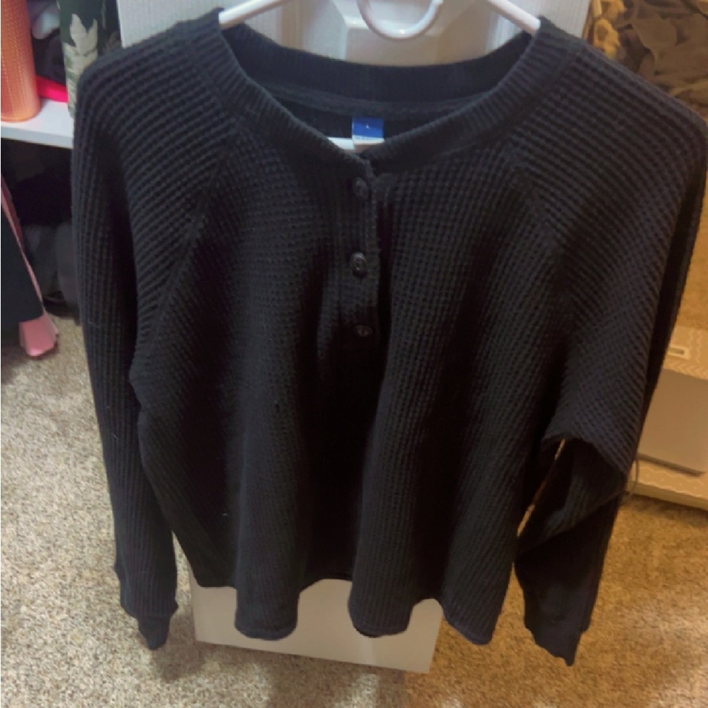 Long sleeve waffle knit Henley